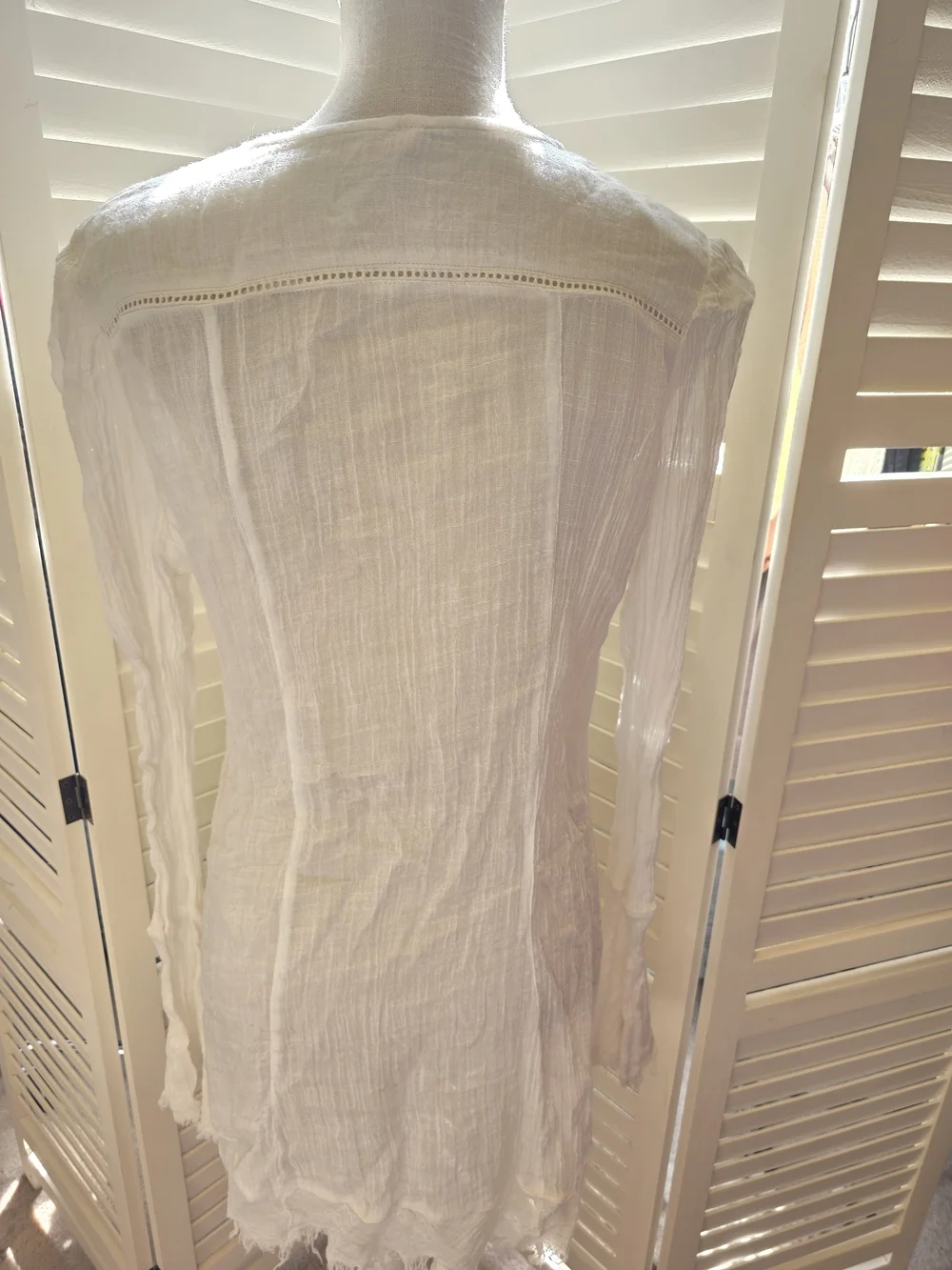 FREE PEOPLE Women’s White Pintuck Button-Down Shirt LG 1457 PIT TO PIT 23